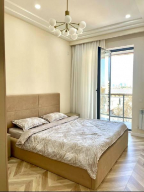 - Cozy Apartment in Cozy Location -